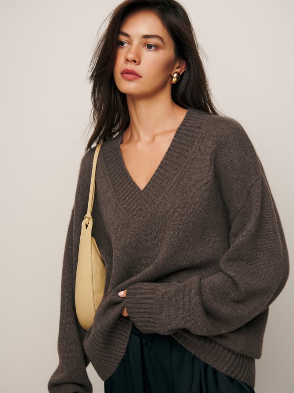 Jadey Cashmere Oversized V-neck Sweater - Dachshund